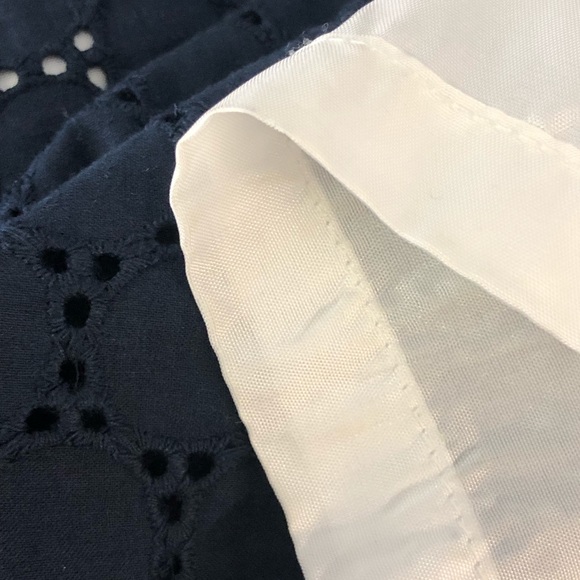 ANN TAYLOR LOFT zipper Eyelet Lace Skirt Navy Blue - Picture 3 of 5